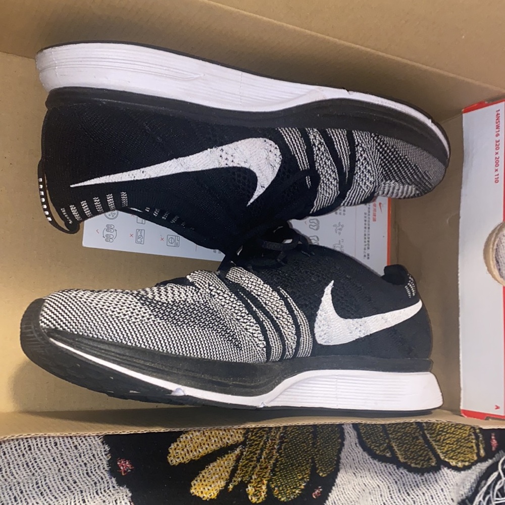 Nike flyknit trainer